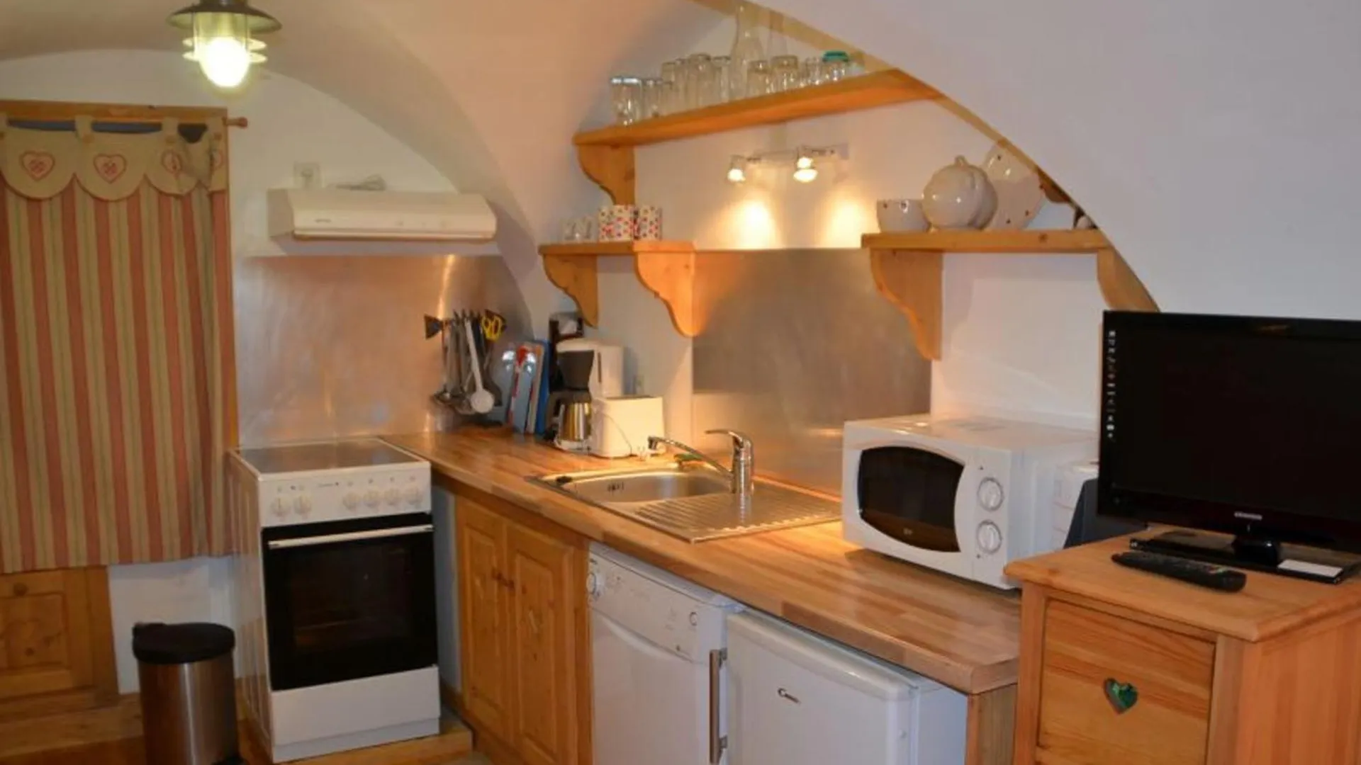 شقة Charmant 3P A 4Km Des Pistes Avec Wifi A Saint-Martin-De-Belleville - Fr-1-452-388 فرنسا